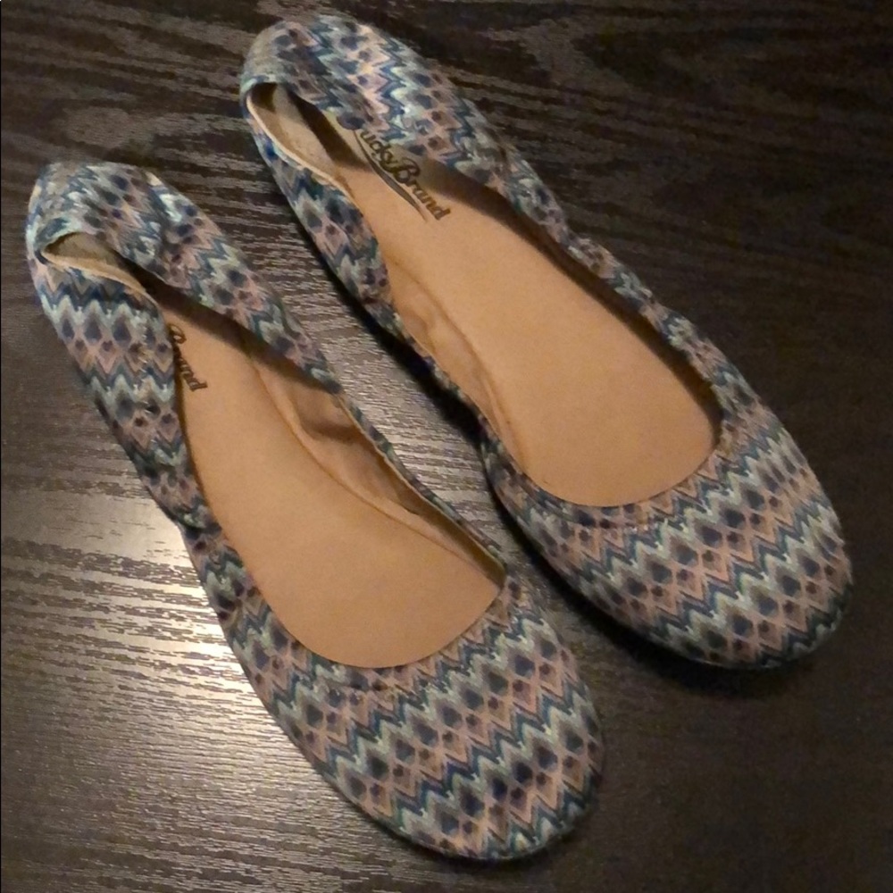 Lucky Brand multi color Flats